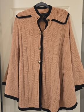 Marc By Marc Jacobs Beige Cable-Knit Women's Cape Sweater with Black Trim